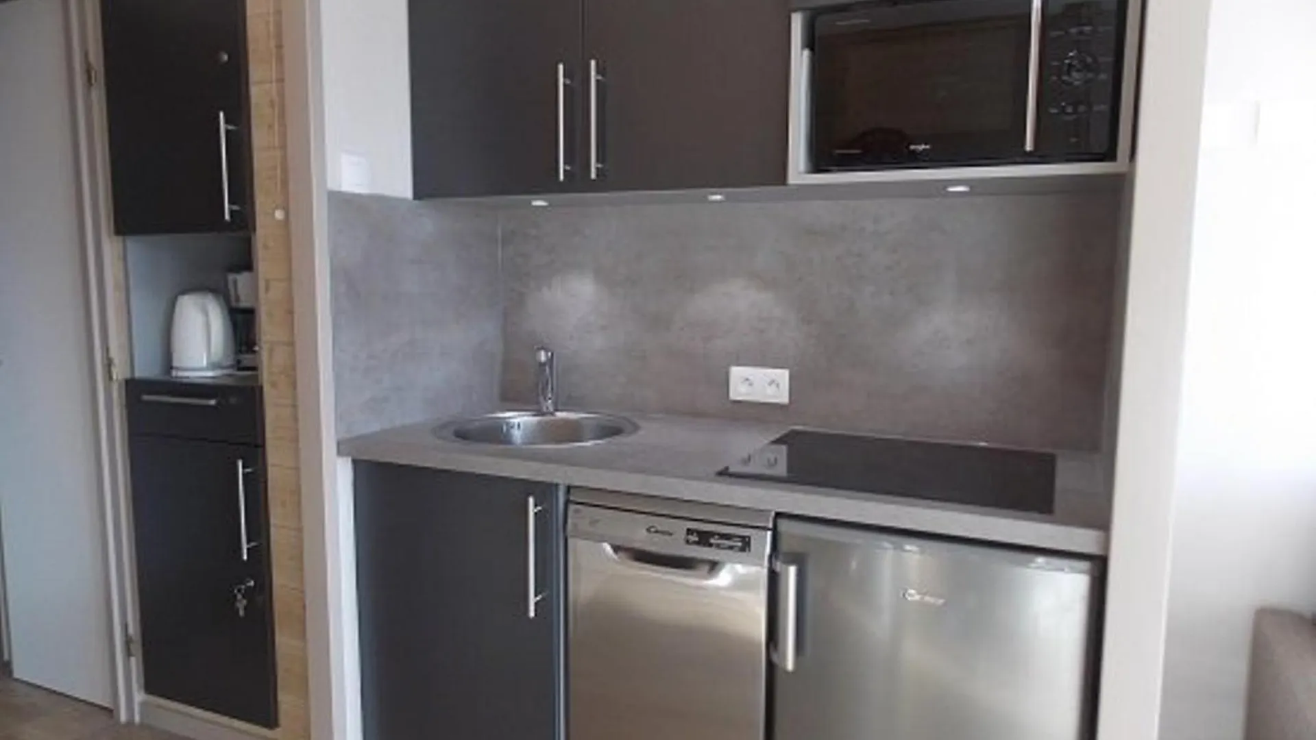 Apartment Charmant Appart. Skis Aux Pieds A Belle Plagne - Fr-1-351-60 La Plagne
