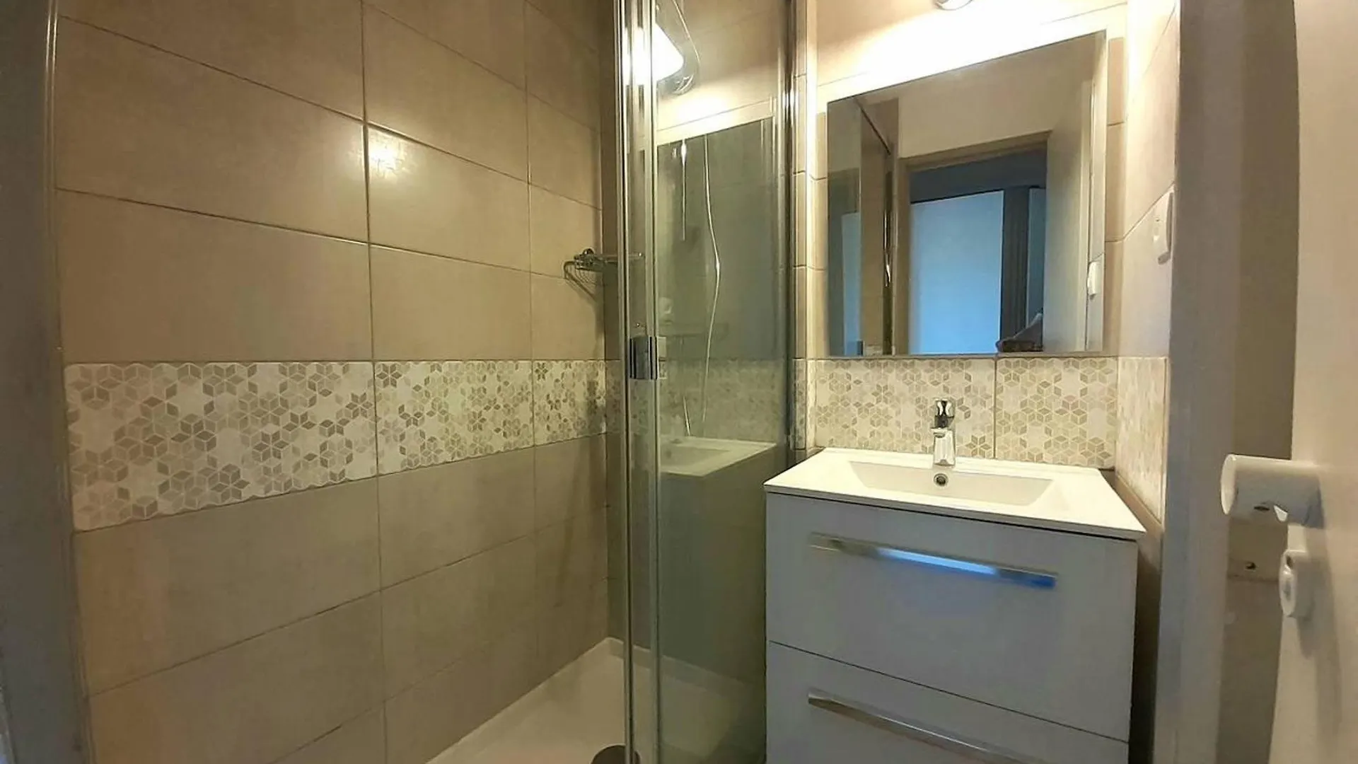 Apartment Charmant Appart. Skis Aux Pieds A Belle Plagne - Fr-1-351-60 La Plagne France
