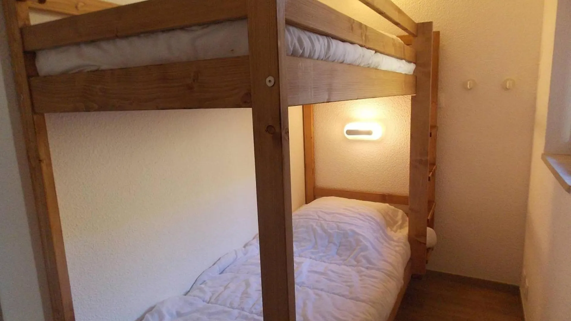 Apartment Charmant Appart. Skis Aux Pieds A Belle Plagne - Fr-1-351-60 La Plagne France
